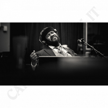 Buy Gregory Porter- Take Me To The Alley - DELUXE Edition at only €9.81 on Capitanstock