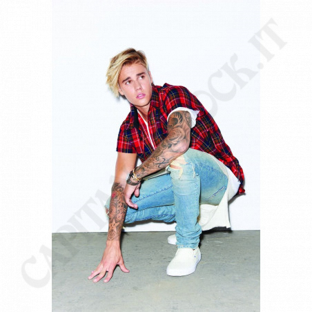 Acquista Justin Bieber - Purpose - Super Deluxe - Box 20 Brani+Booklet+4 Cartoline+T Shirt - CD - Rarità a soli 32,32 € su Capitanstock 