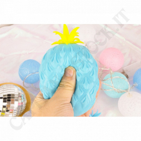 Acquista Tropical Squeeze - Le Colorate Ananas da Schiacciare - A Sorpresa a soli 2,90 € su Capitanstock 