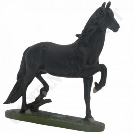 Acquista Cavallo in Ceramica da Collezione Frisone a soli 4,90 € su Capitanstock 