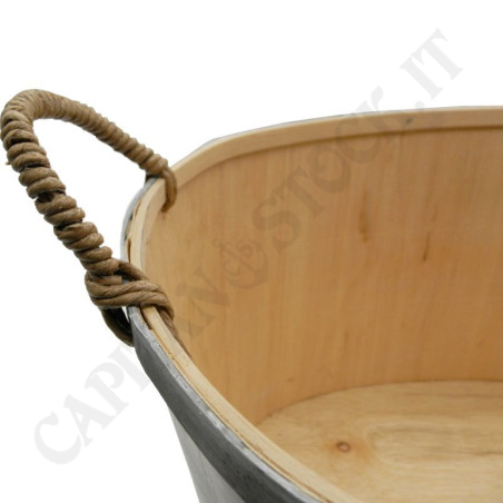Buy Wooden Christmas Basket at only €5.52 on Capitanstock